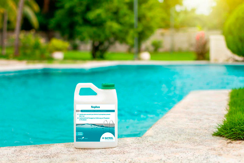 Cómo eliminar los fosfatos de tu piscina